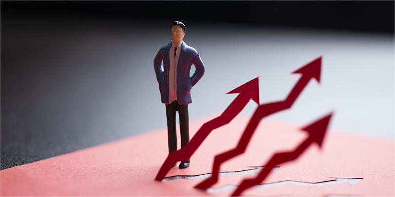A股、港股联动开启上涨行情 专家建议逢低布局三条主线