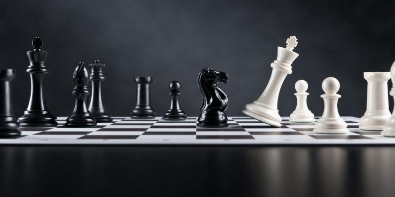 权重股发力 股指创反弹新高  存量资金博弈下关注周期性板块
